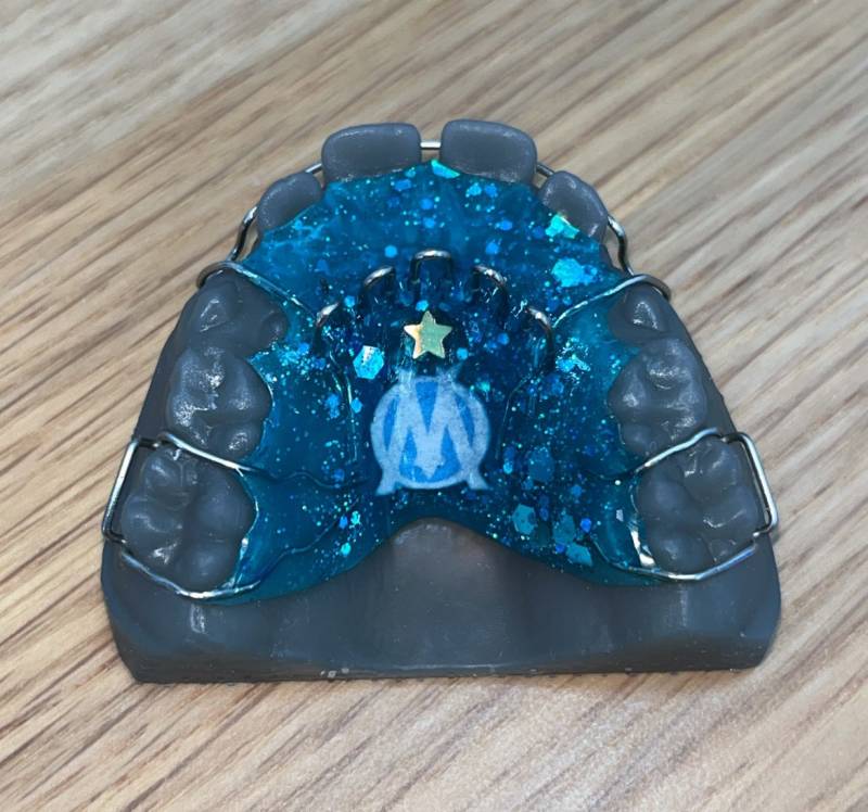 Comment aligner les dents supérieures et inférieures de votre enfant ? Le docteur Madar, orthodontiste, répond à vos questions